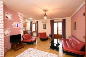 Lux Apartment In Yerevan On Nalbandyan street